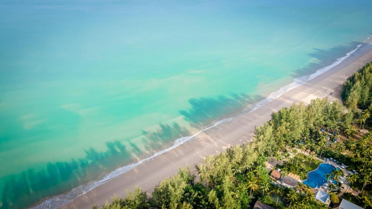 Outrigger Khao Lak Beach Resort - Sha Extra Plus Εξωτερικό φωτογραφία Aerial view of the beach