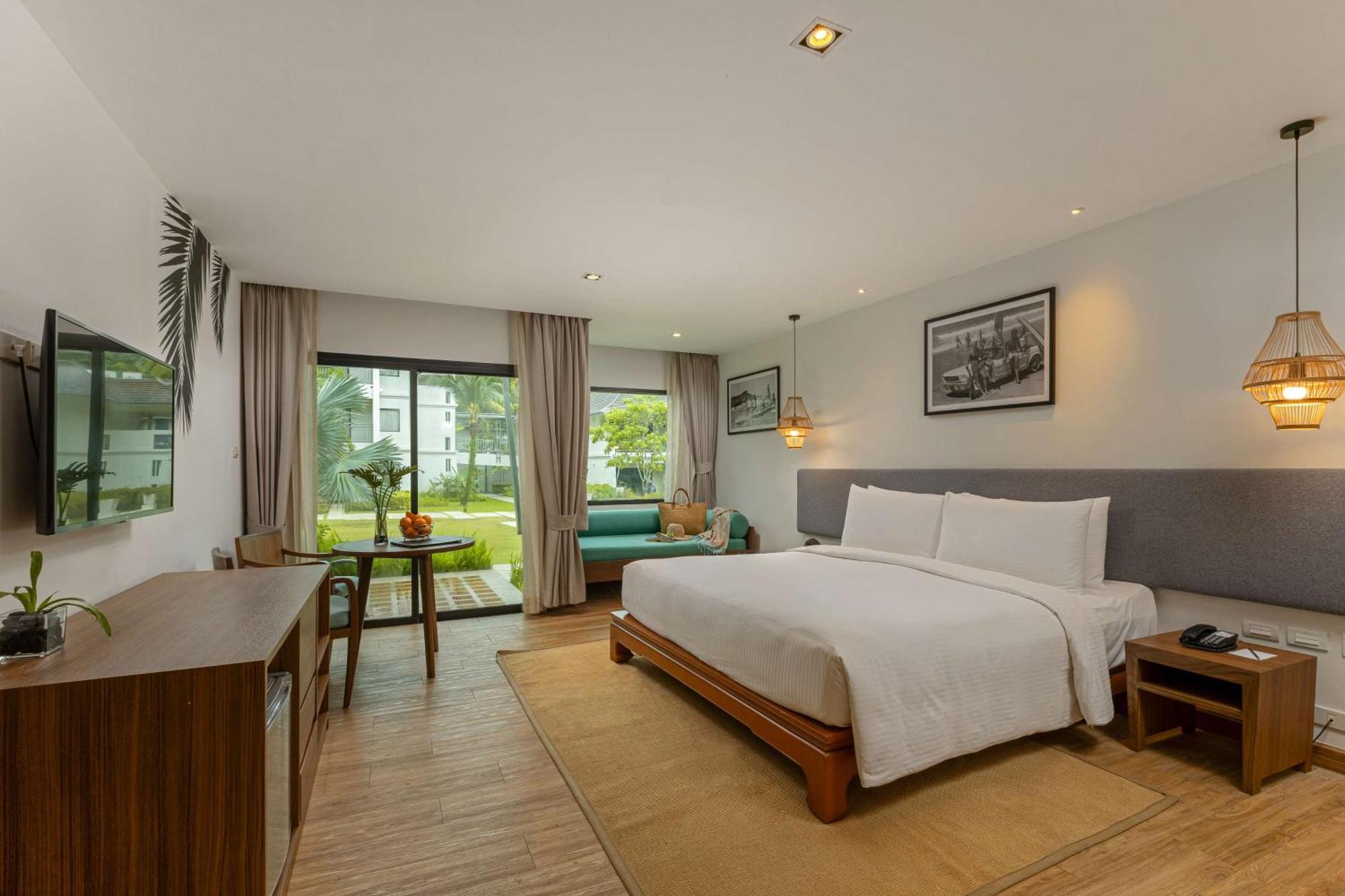 Outrigger Khao Lak Beach Resort - Sha Extra Plus Εξωτερικό φωτογραφία Deluxe Pool Access